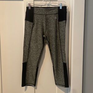 RBX size M workout Capri pant black and grey space dye